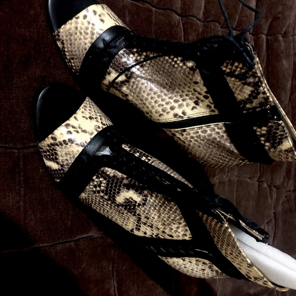 Cynthia Vincent lace up open toe leather boots